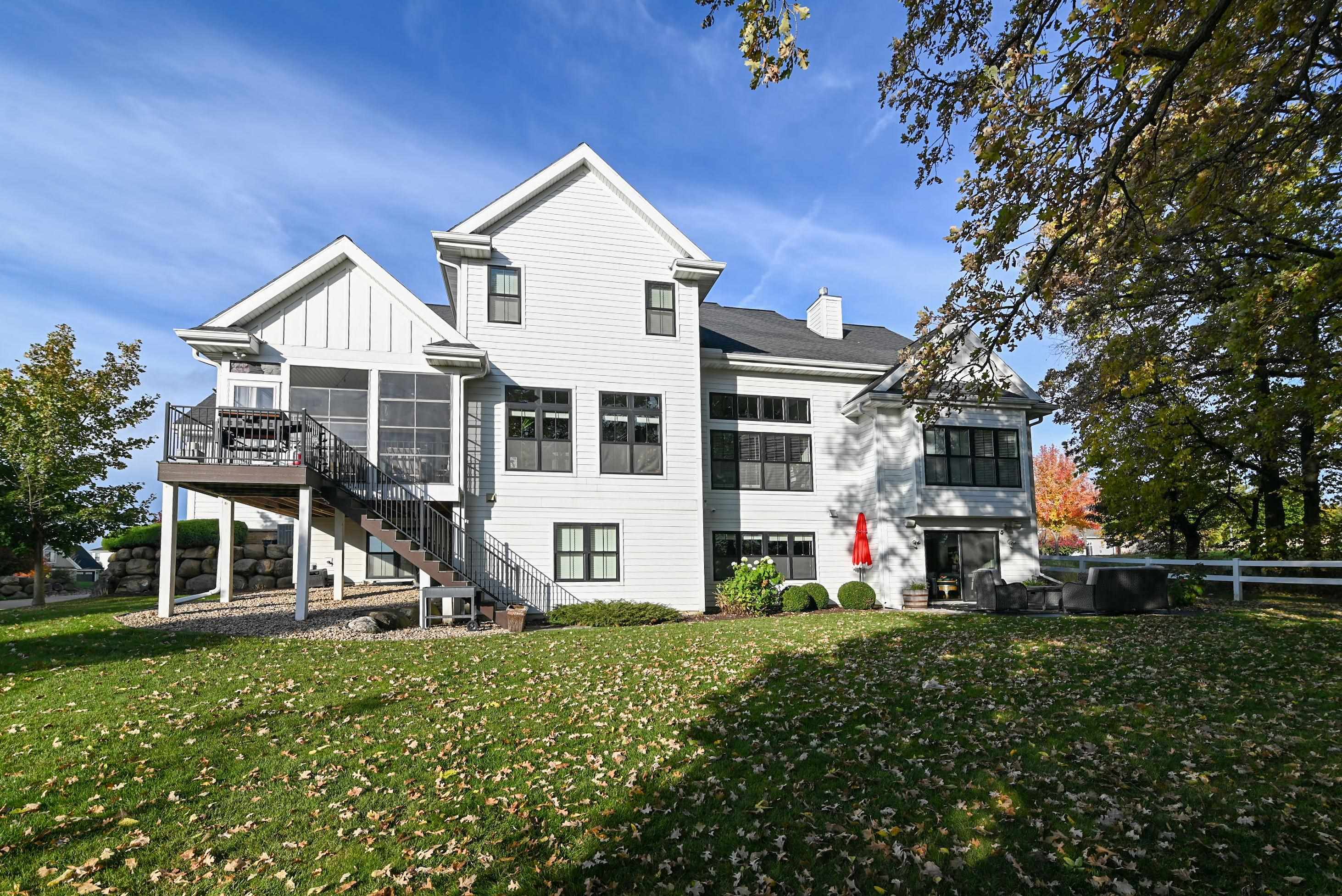 5662 Cottontail Drive
