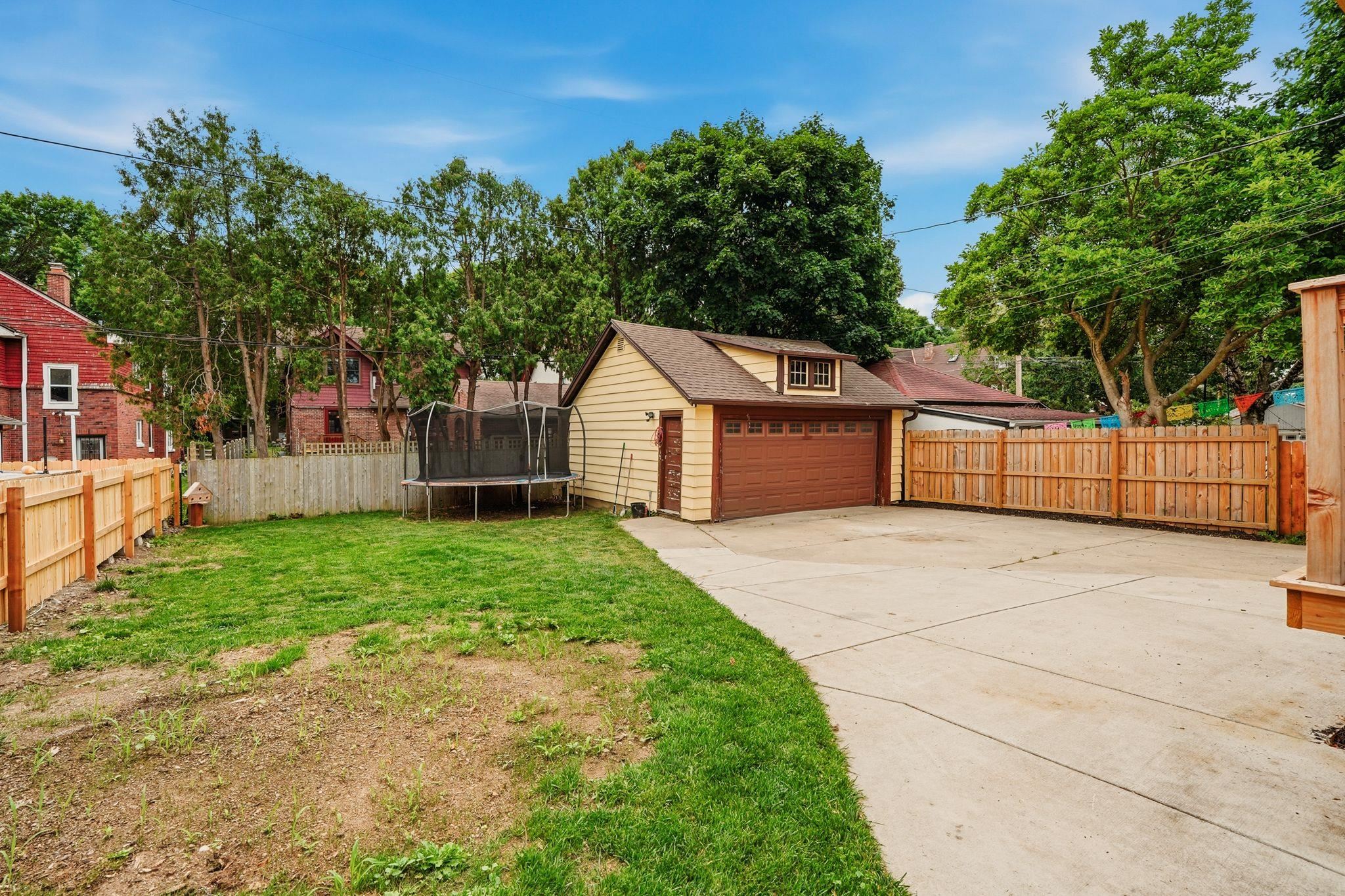6931 Aetna Court