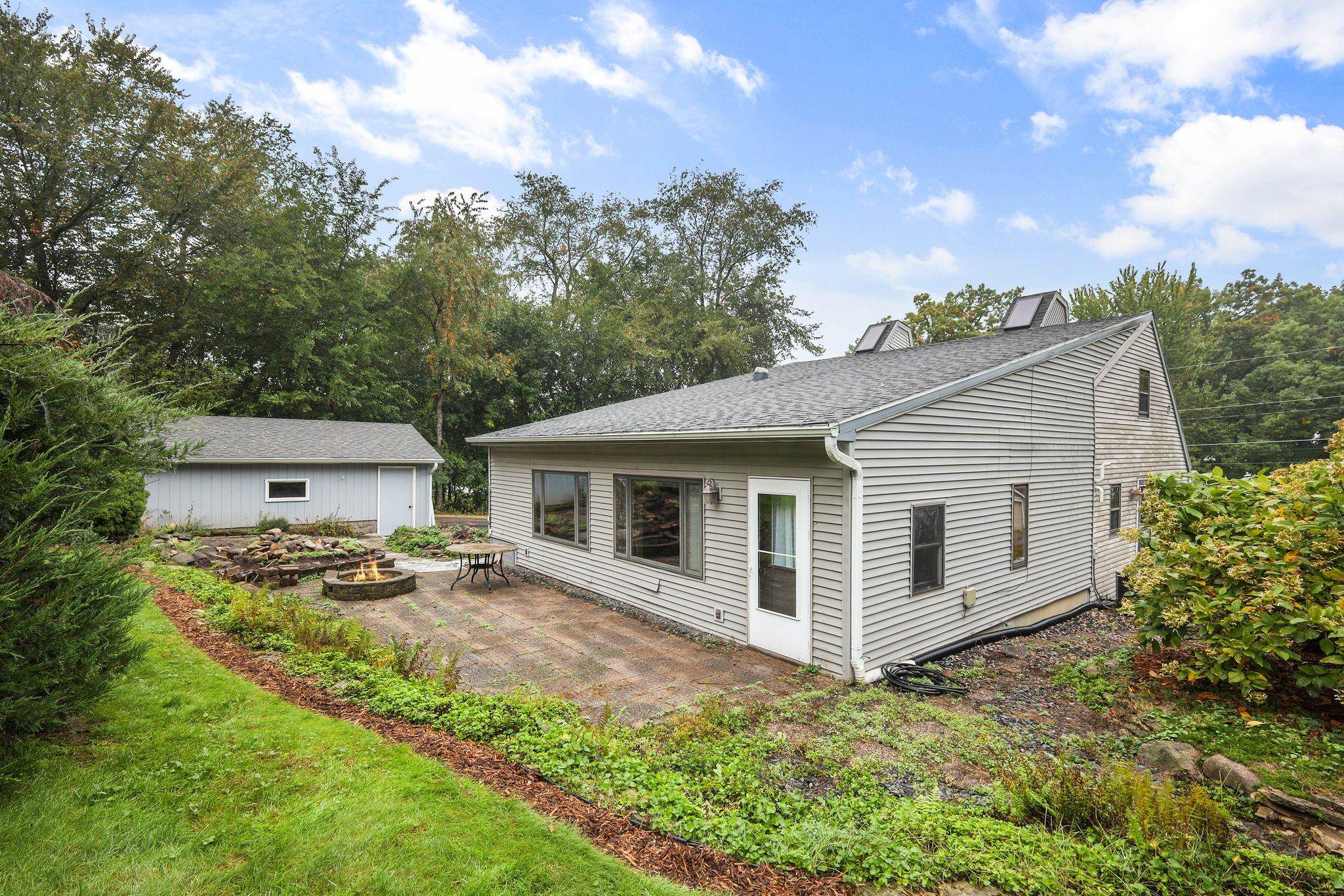 3287 Brooklyn Drive