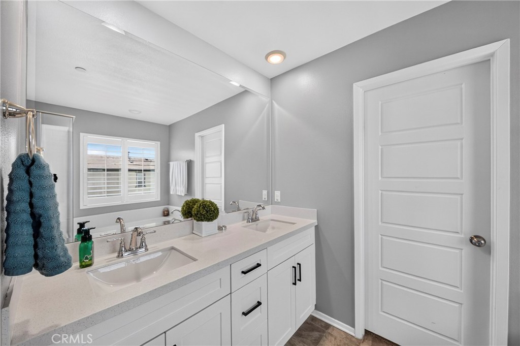 6112 Knoll Place