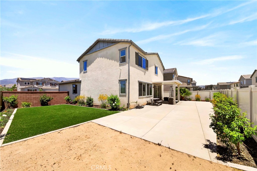 6112 Knoll Place