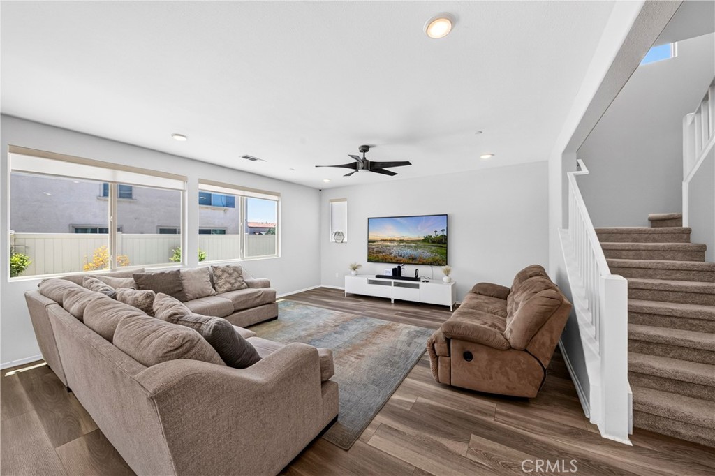 6112 Knoll Place