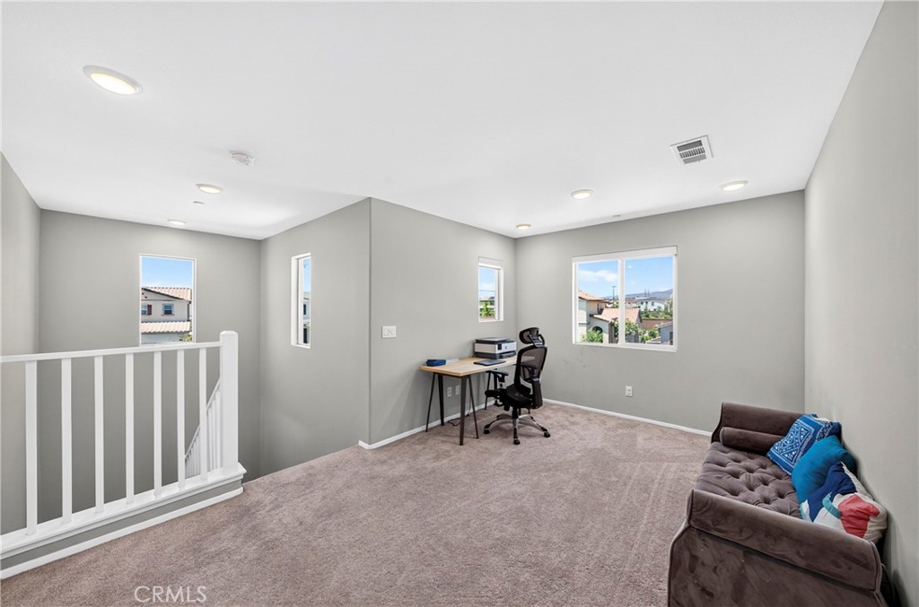6112 Knoll Place