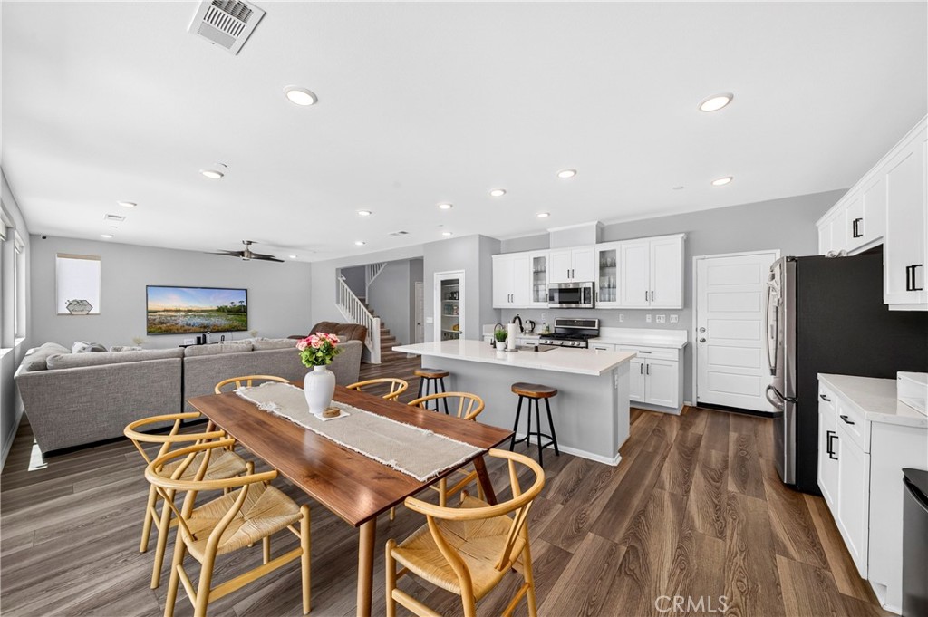 6112 Knoll Place