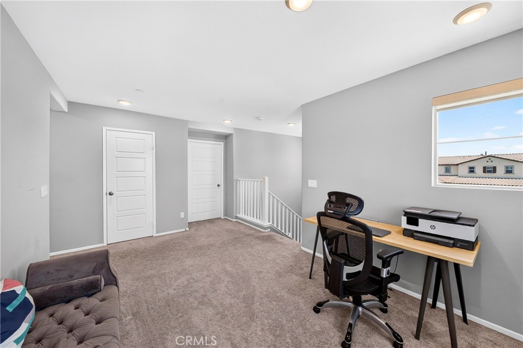 6112 Knoll Place
