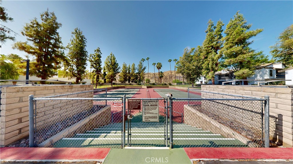 5205 E Waverly Drive 91