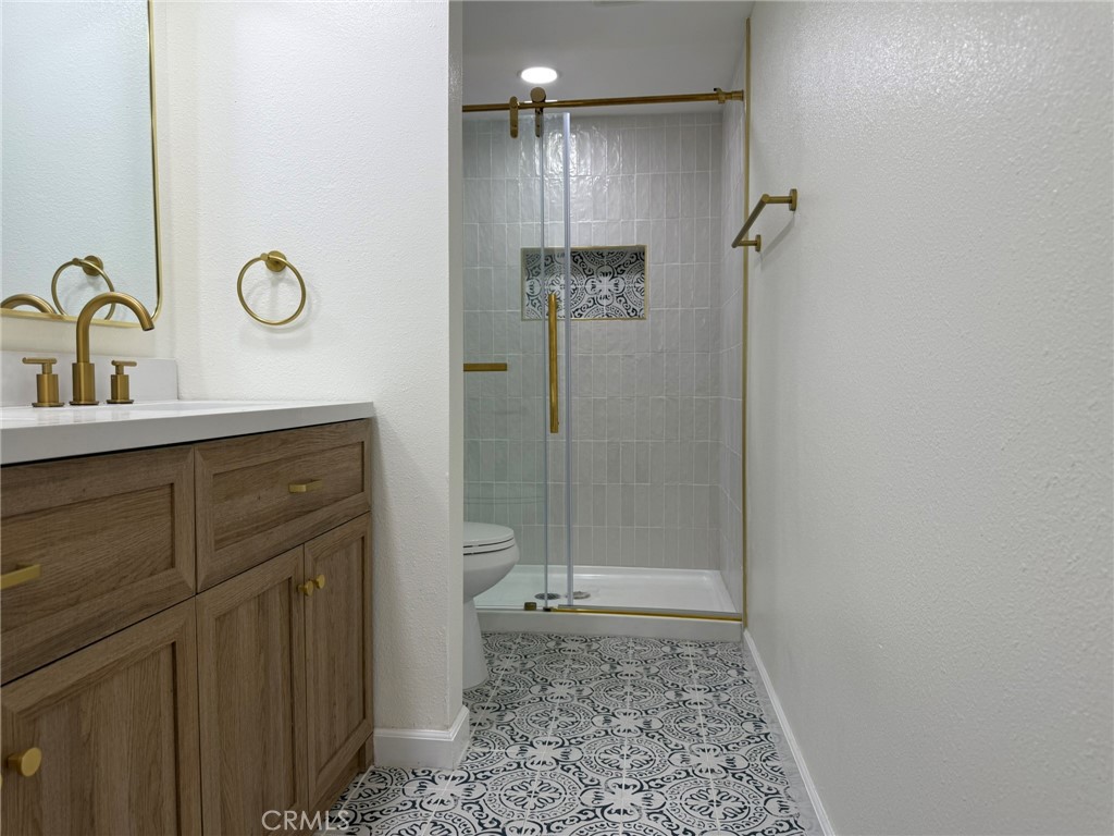 1550 S Camino Real 125