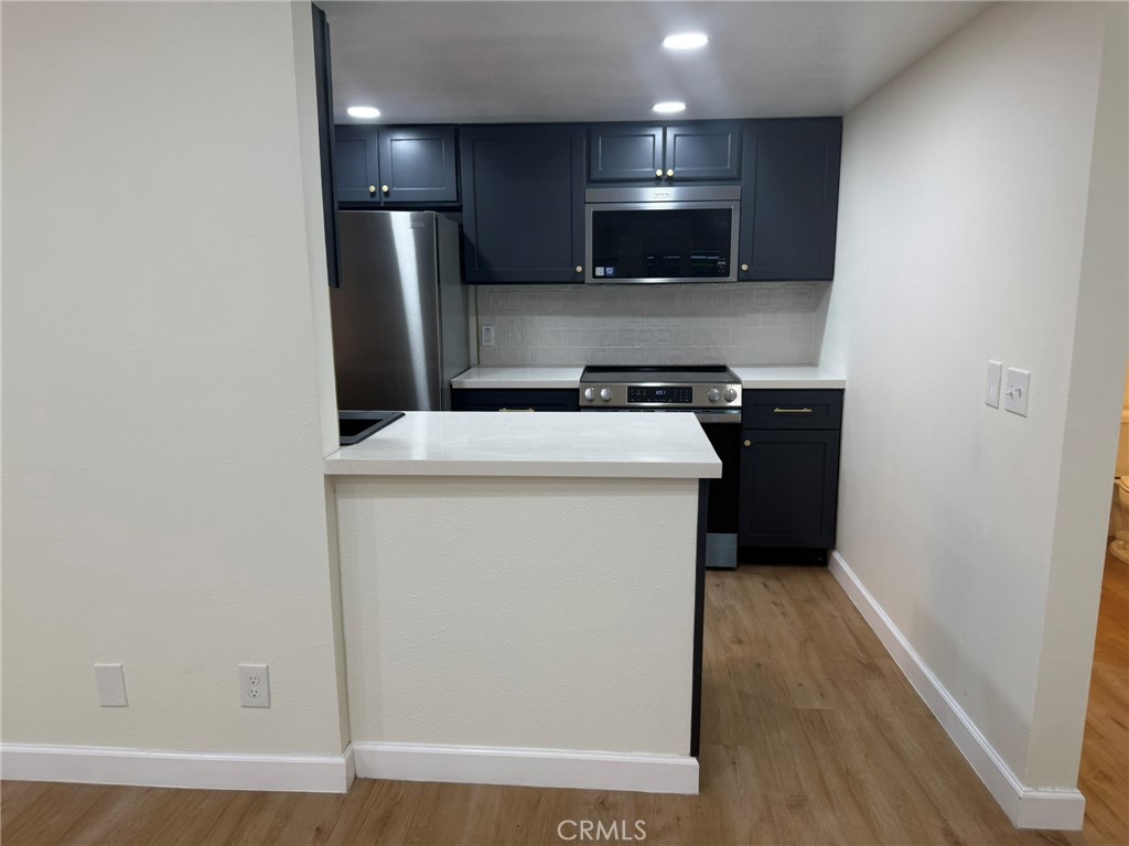 1550 S Camino Real 125