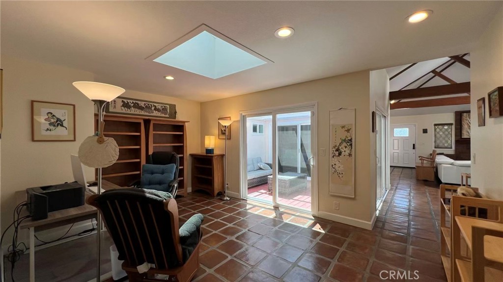 18 Coldbrook