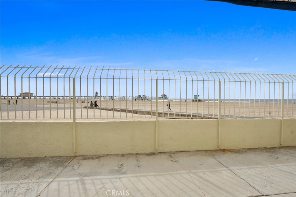 711 Pacific Coast 120