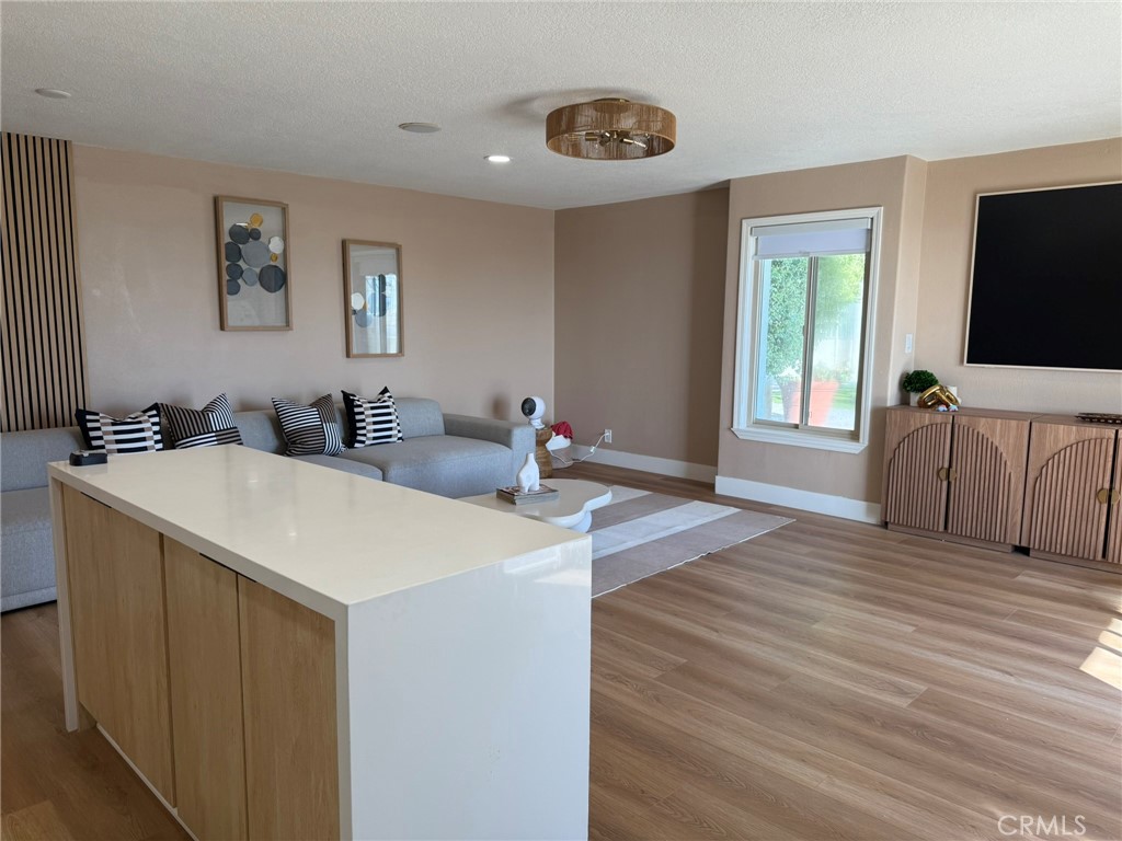 711 Pacific Coast 120