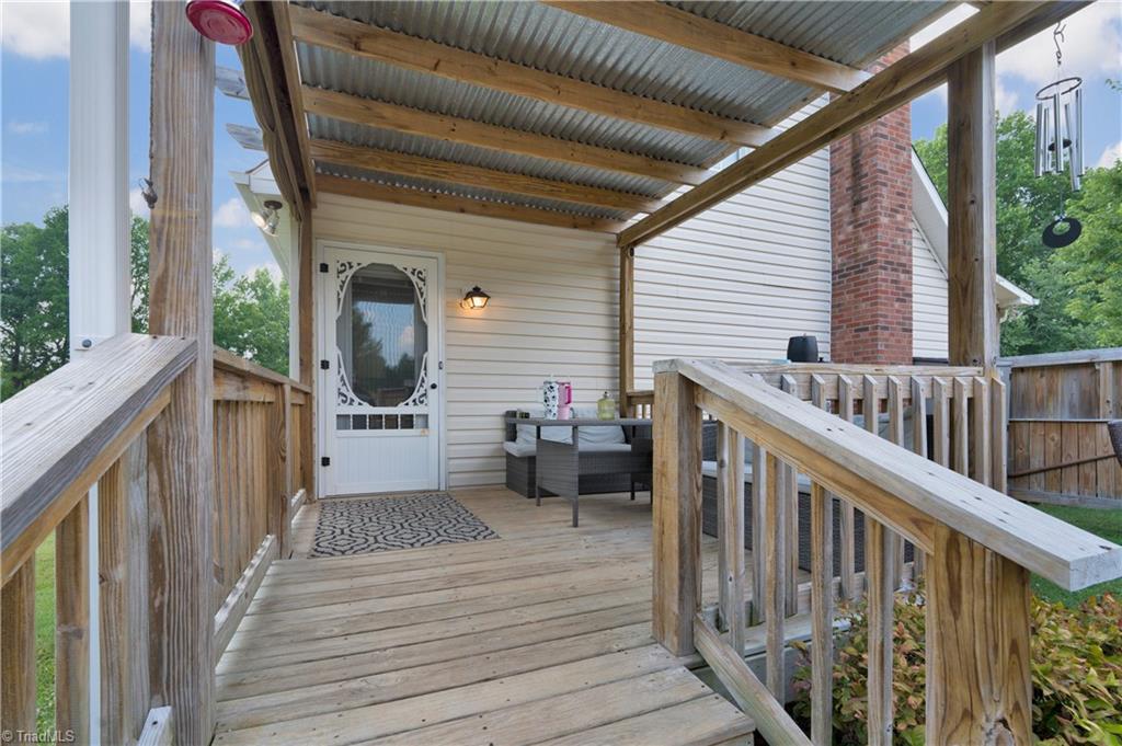 4950 Oak Garden Drive