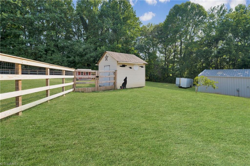 4950 Oak Garden Drive