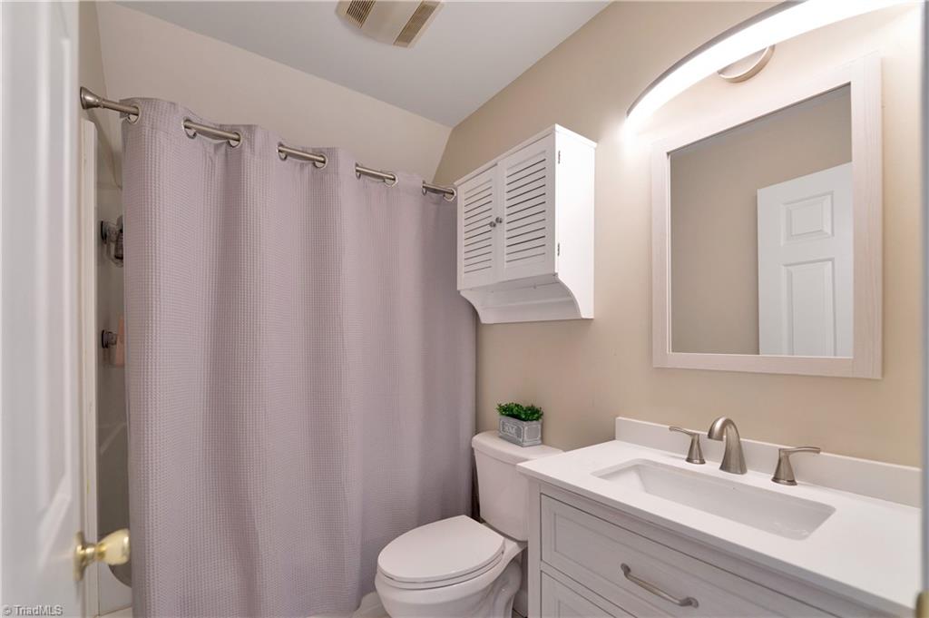 4950 Oak Garden Drive