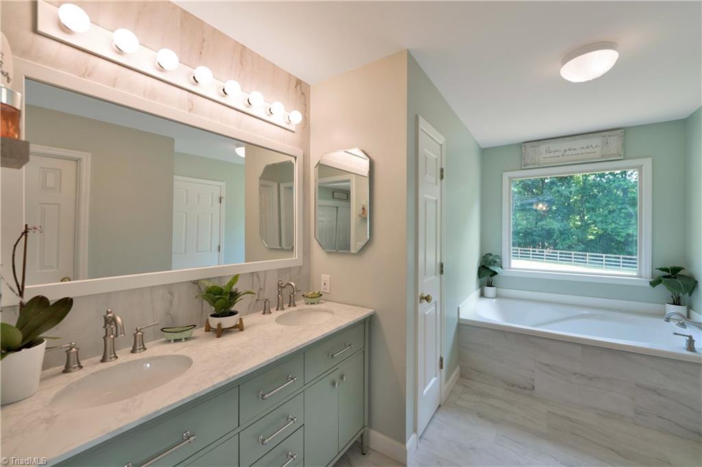 4950 Oak Garden Drive