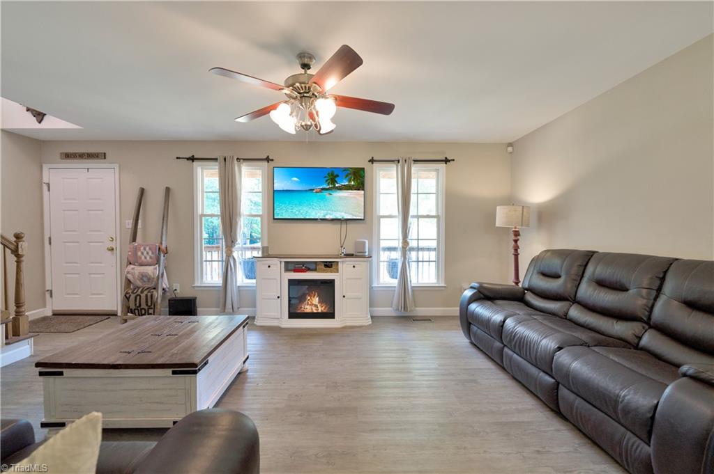 4950 Oak Garden Drive