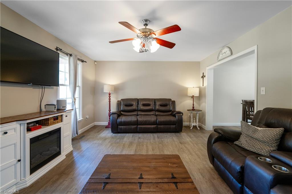 4950 Oak Garden Drive