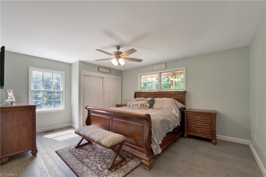 4950 Oak Garden Drive