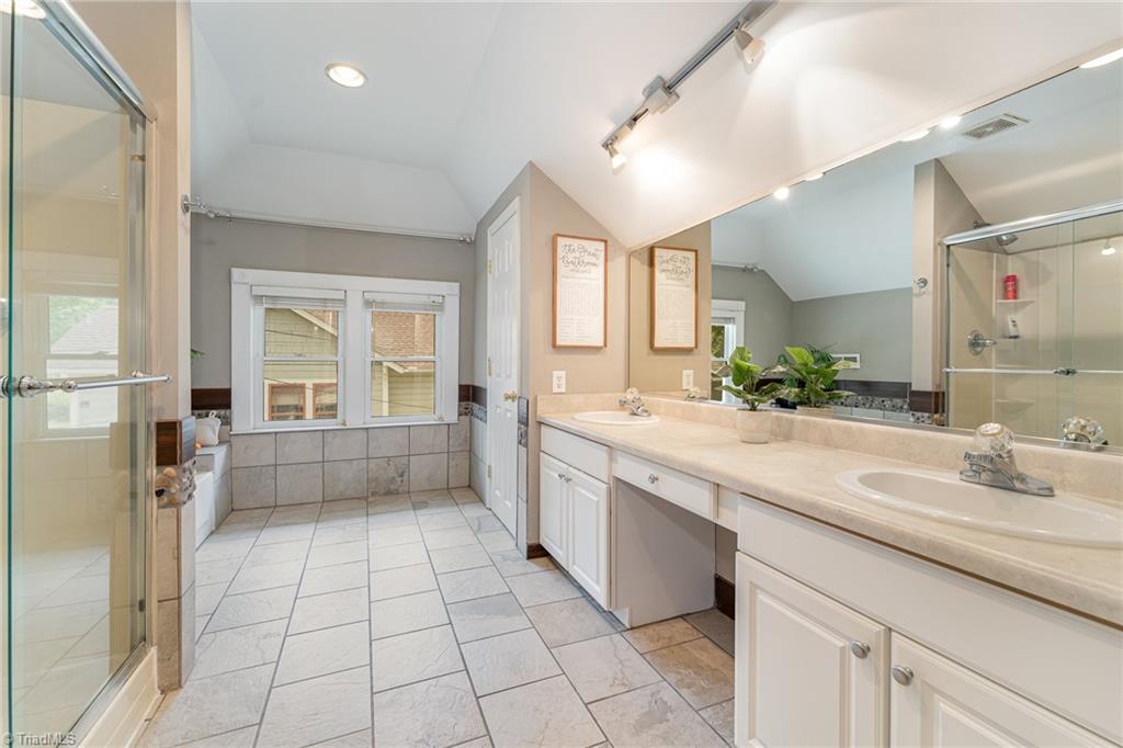 1924 Brantley Street, Winston-Salem