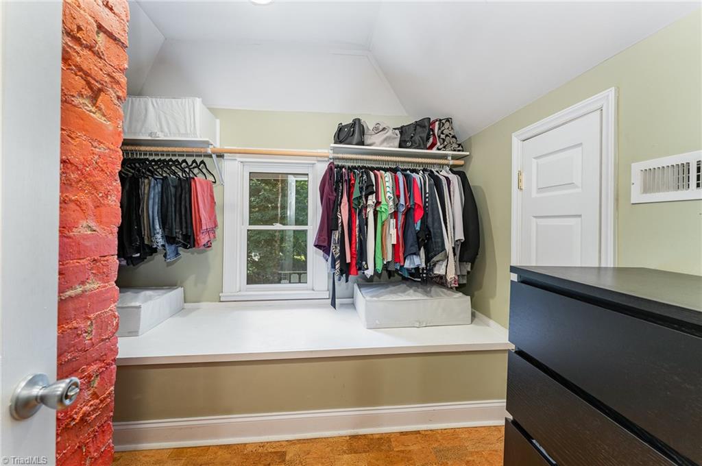 1924 Brantley Street, Winston-Salem