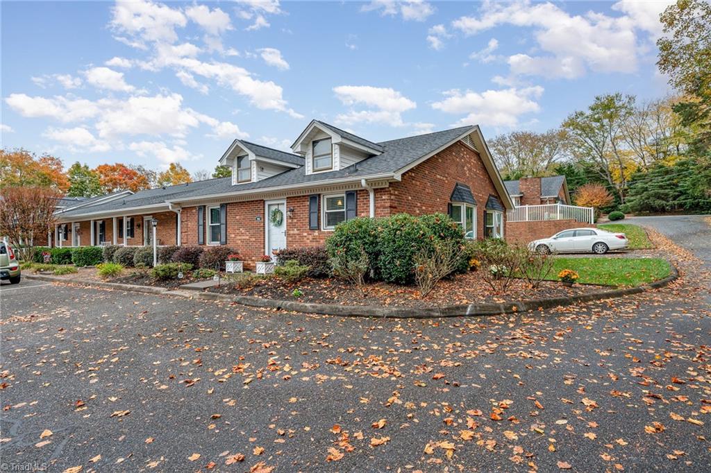 2914 Burke Place Court, Winston-Salem