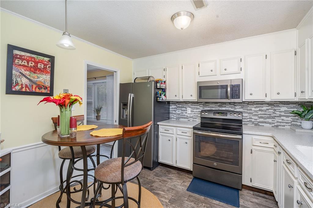 2914 Burke Place Court, Winston-Salem