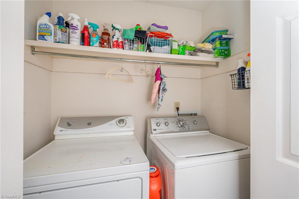 2914 Burke Place Court, Winston-Salem