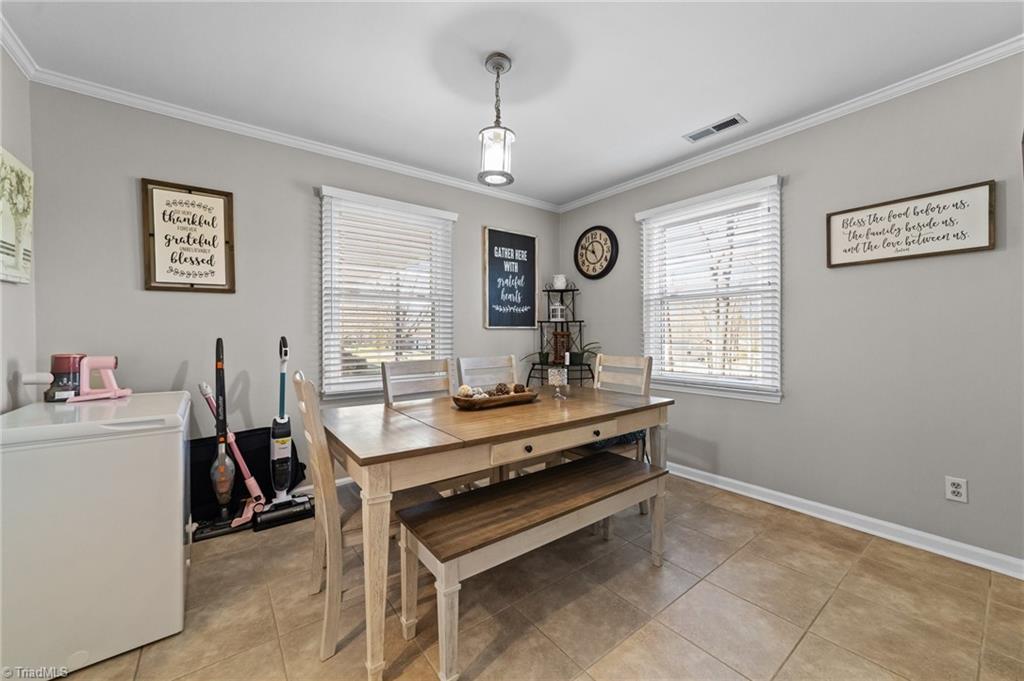 4611 Paradise Lane, Winston-Salem