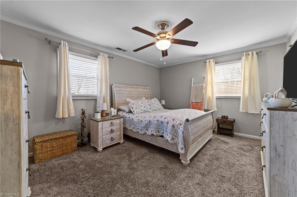 4611 Paradise Lane, Winston-Salem