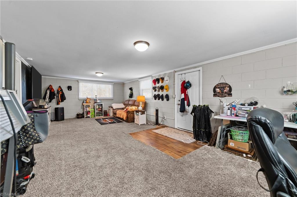 4611 Paradise Lane, Winston-Salem