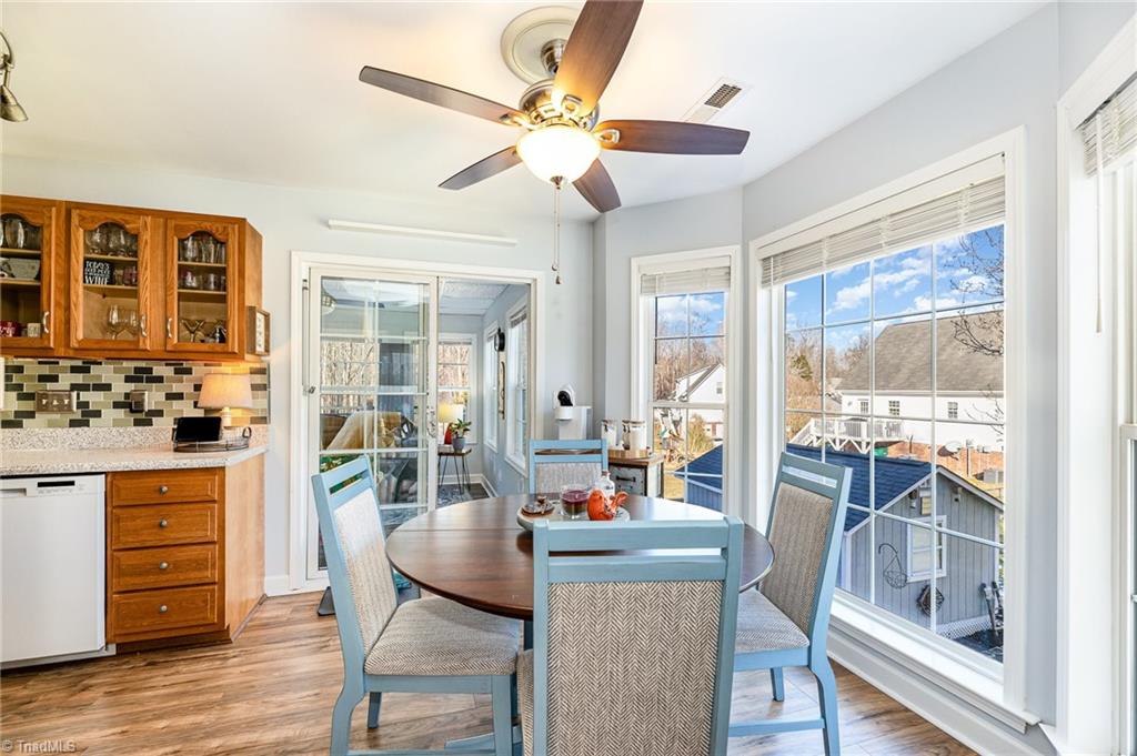 985 Winterside Lane, Winston-Salem