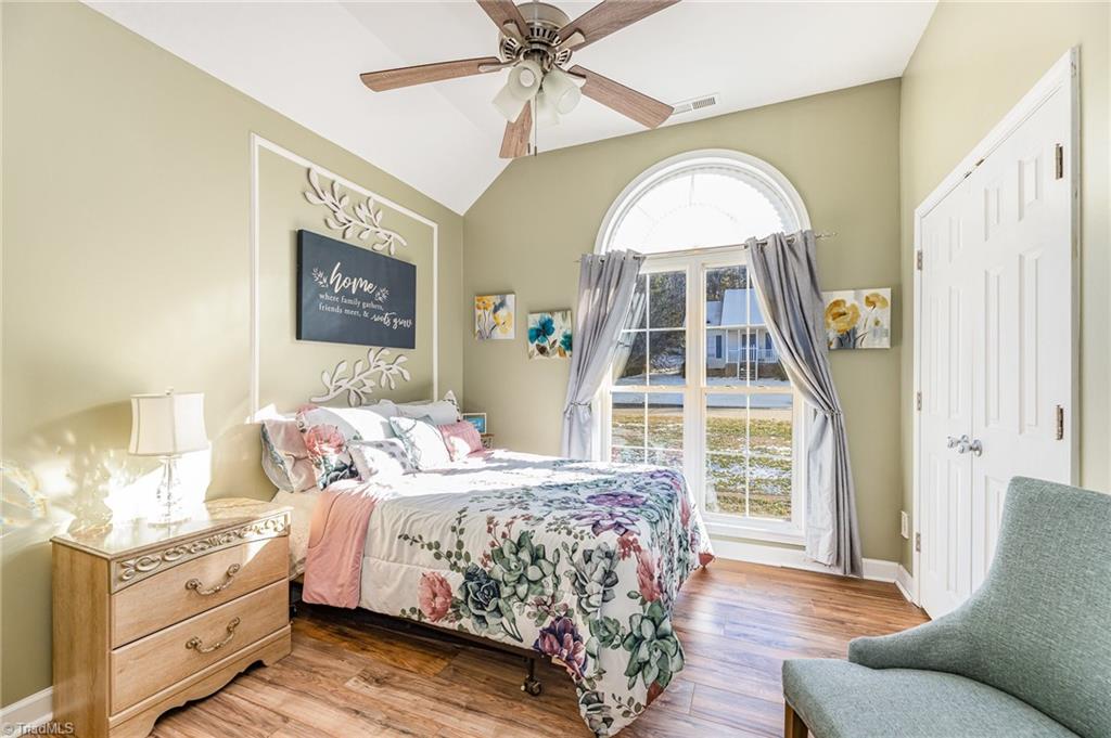 985 Winterside Lane, Winston-Salem