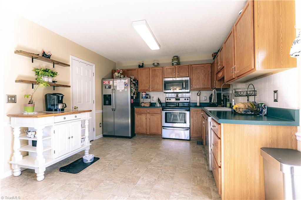 2352 Asheby Woods Court