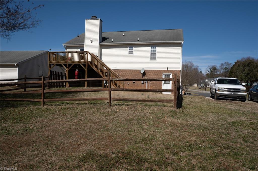 2352 Asheby Woods Court