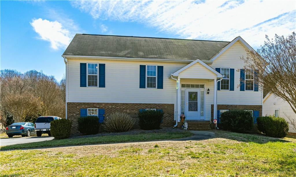 2352 Asheby Woods Court