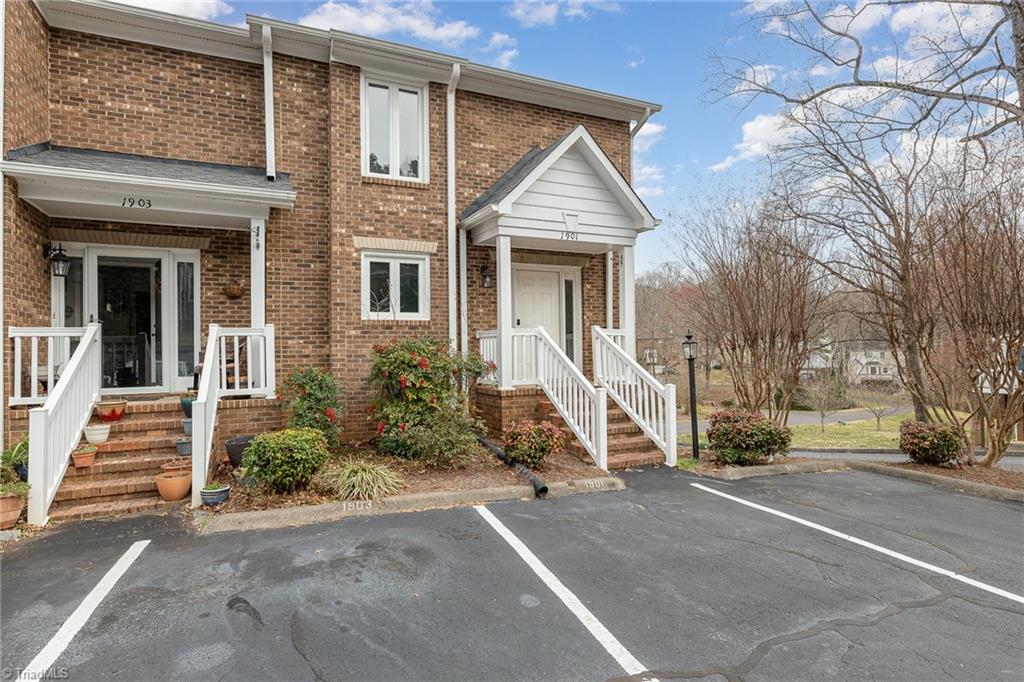1901 Winding Ridge Road, Winston-Salem