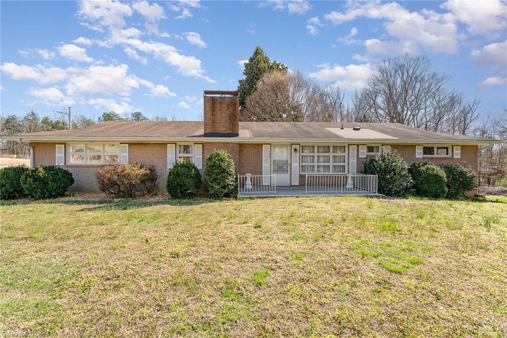 193 Redcoat Lane, Winston-Salem