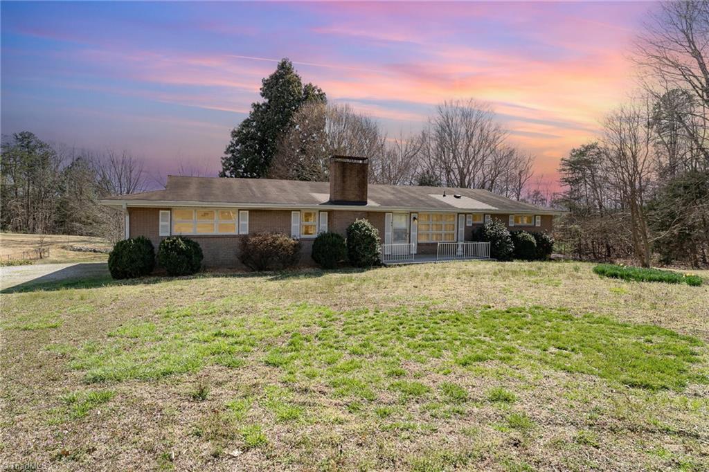 193 Redcoat Lane, Winston-Salem