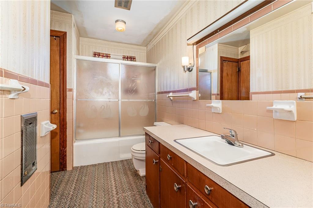 193 Redcoat Lane, Winston-Salem