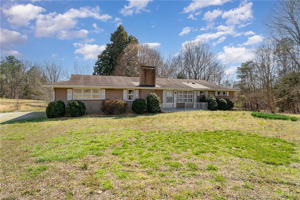 193 Redcoat Lane, Winston-Salem