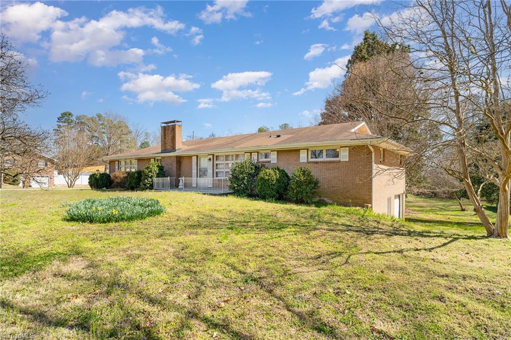 193 Redcoat Lane, Winston-Salem