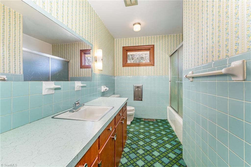 193 Redcoat Lane, Winston-Salem