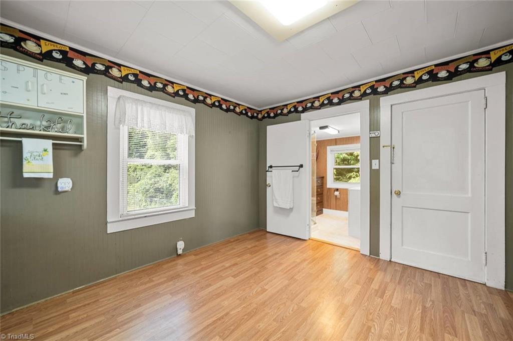 6414 Old Valley School Road