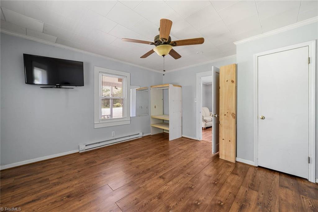 6414 Old Valley School Road