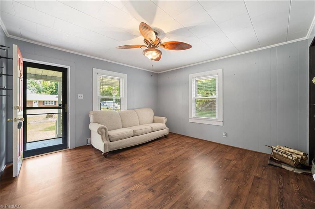 6414 Old Valley School Road