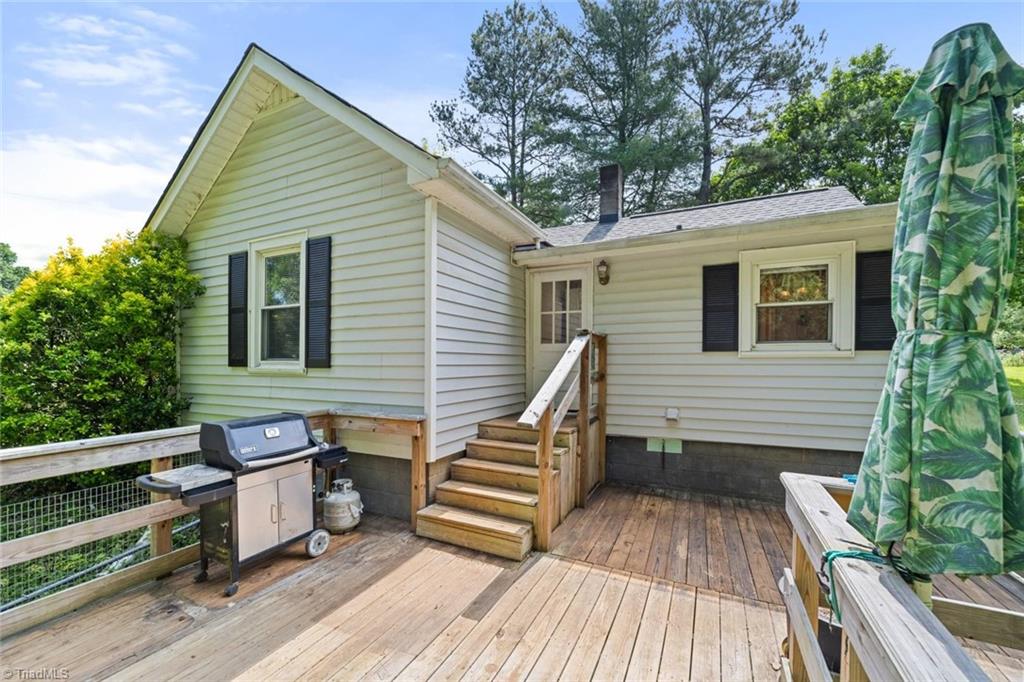 6414 Old Valley School Road