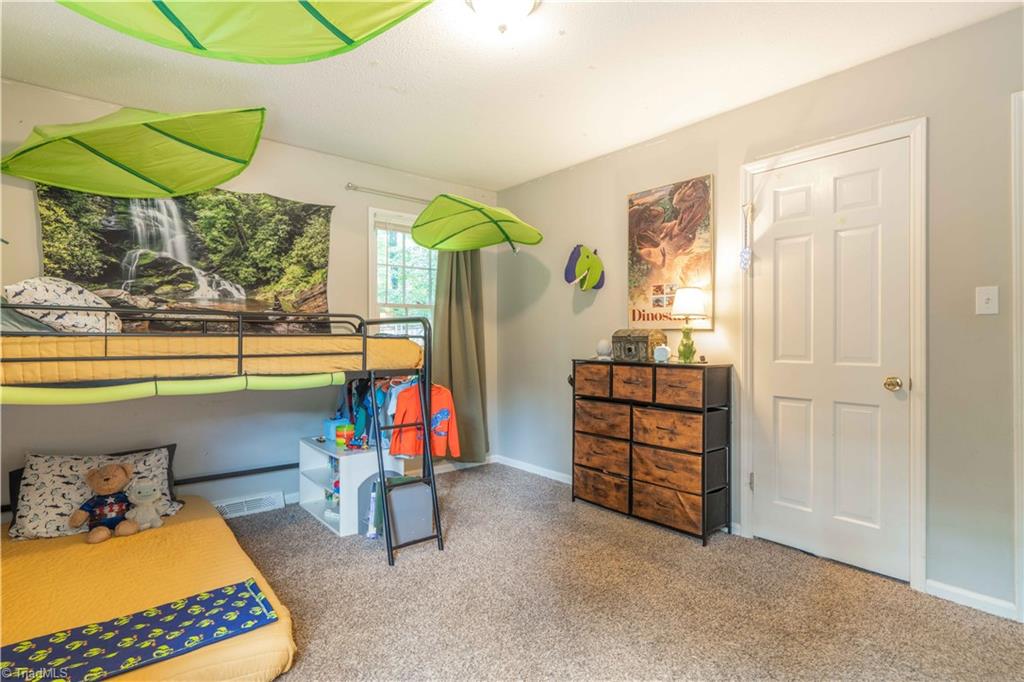 2151 Foxhunter Court, Winston-Salem