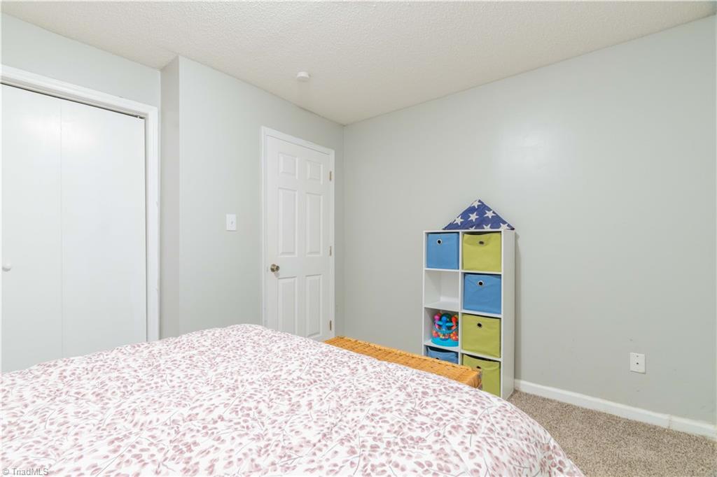 2151 Foxhunter Court, Winston-Salem