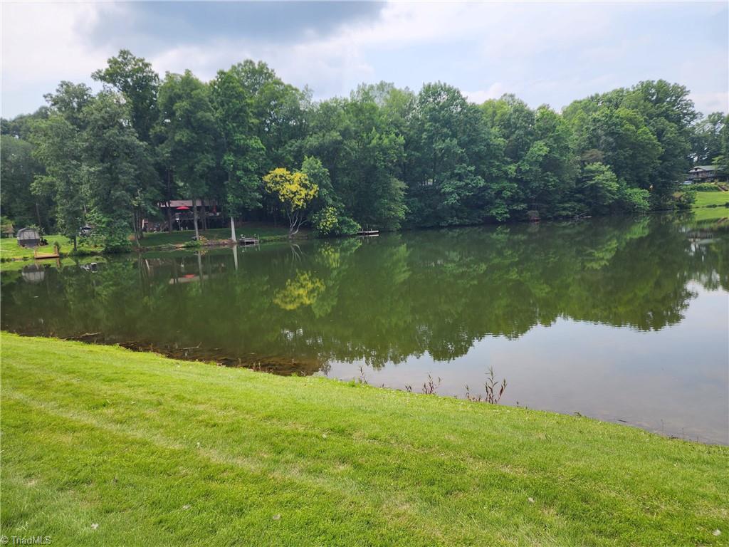 2151 Foxhunter Court, Winston-Salem