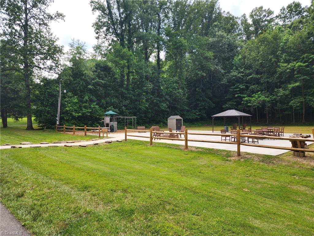 2151 Foxhunter Court, Winston-Salem